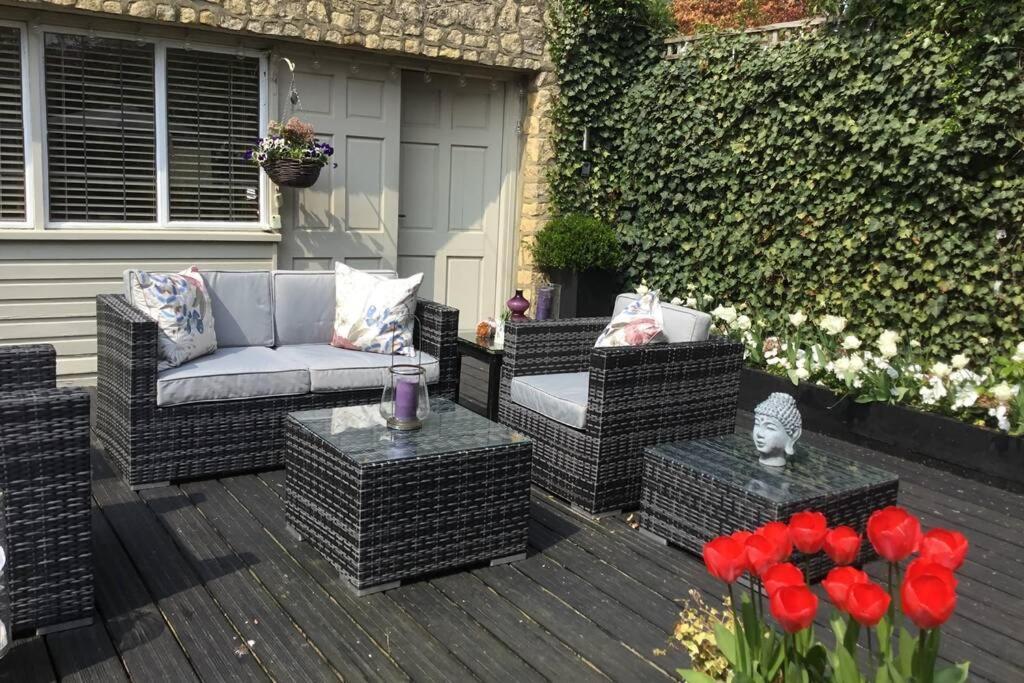 The Hideaway - Kent Apartment Sole Street Bagian luar foto