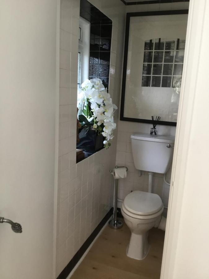 The Hideaway - Kent Apartment Sole Street Bagian luar foto