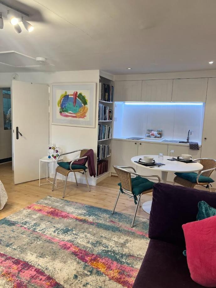 The Hideaway - Kent Apartment Sole Street Bagian luar foto